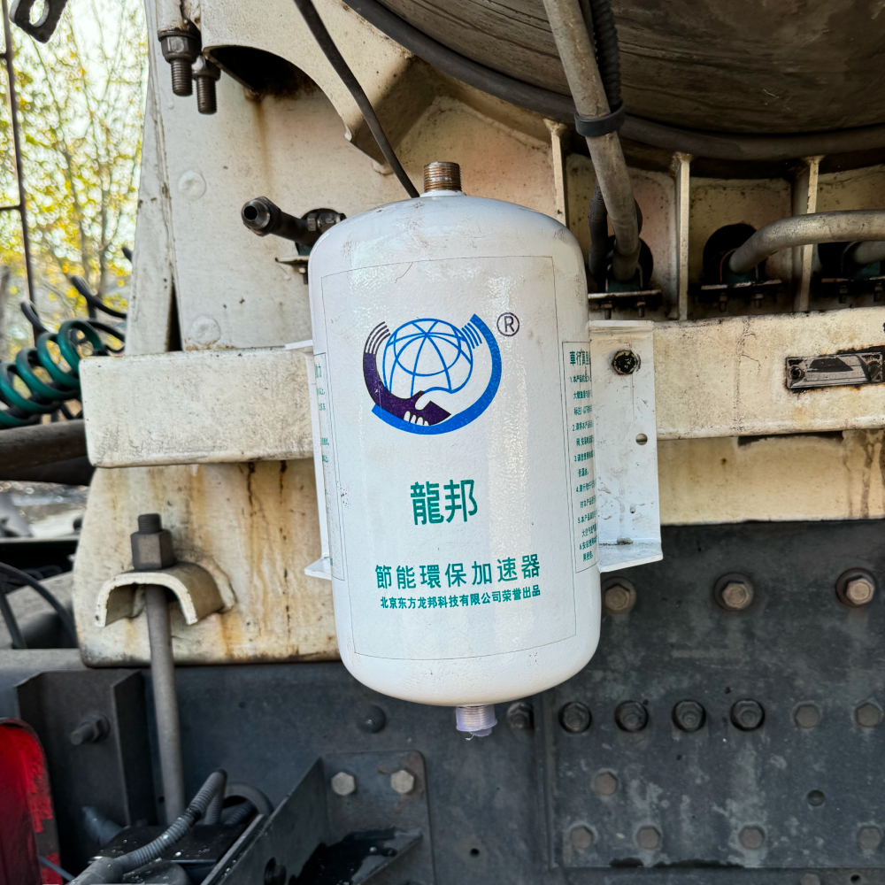 重卡安装节能环保滤清器节油